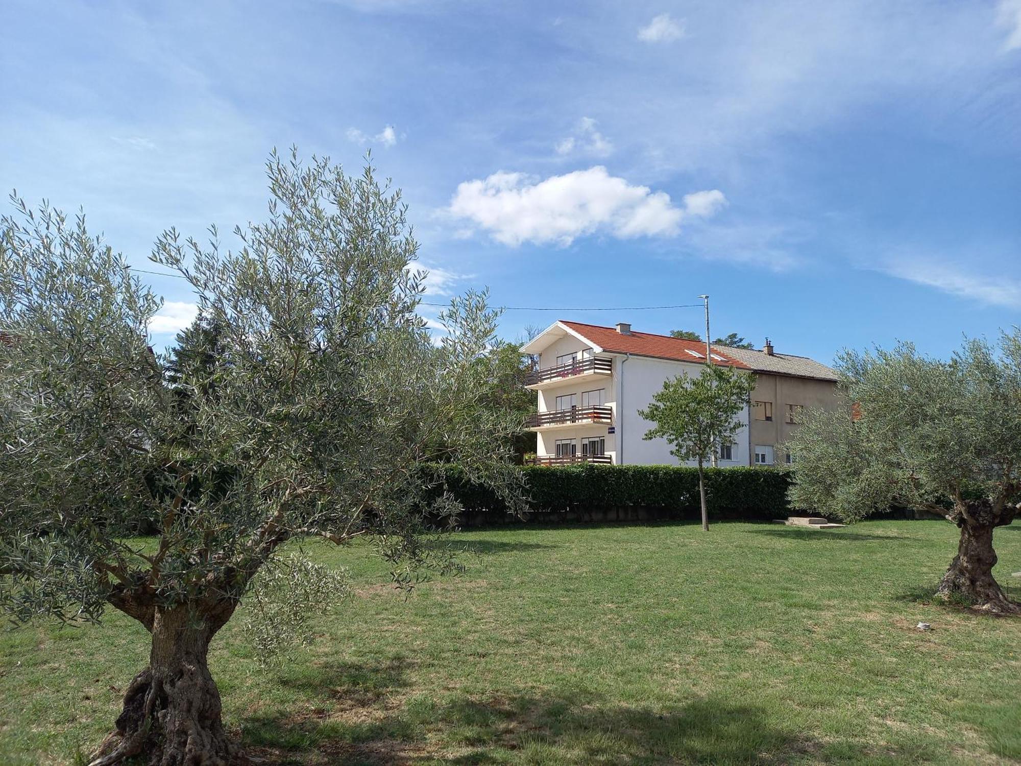Apartment Central Knin Esterno foto