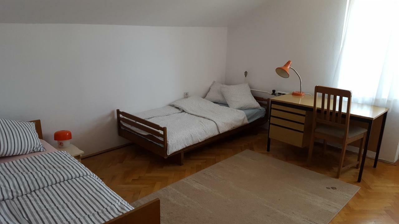 Apartment Central Knin Esterno foto