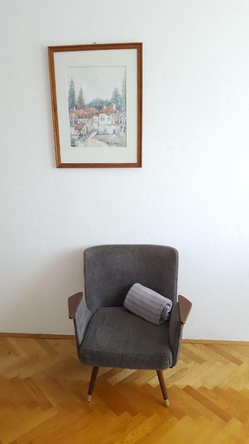 Apartment Central Knin Esterno foto
